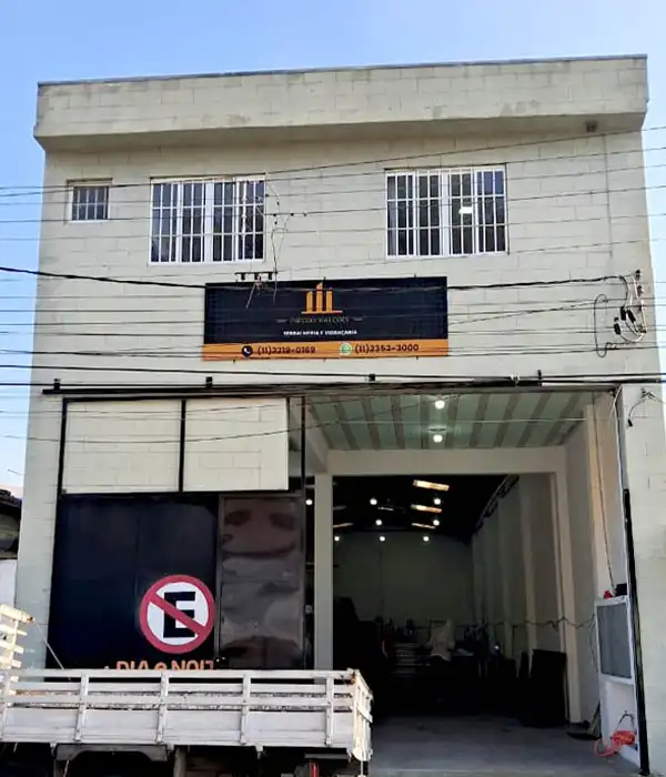 Império Soluções e Instalações | Vidraçaria Ipiranga | São Paulo | Envidraçamento de Sacada